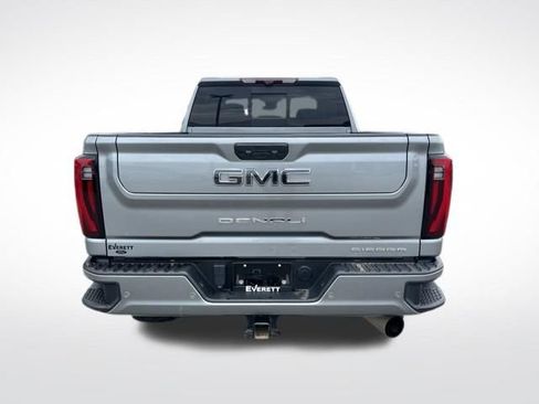 Used 2024 GMC Sierra 2500 Denali Ultimate AWD/4WD image 8