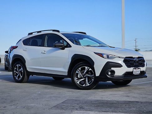 Certified 2025 Subaru Crosstrek 2.0i Premium image 4