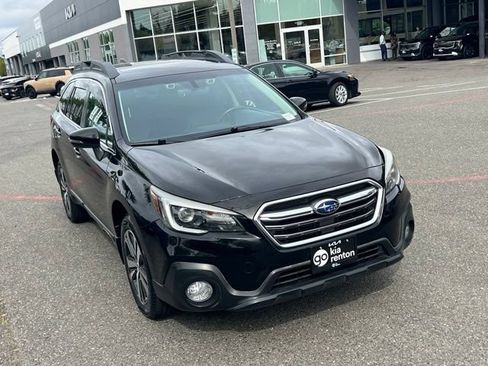 Used 2018 Subaru Outback 2.5i Limited AWD/4WD image 5