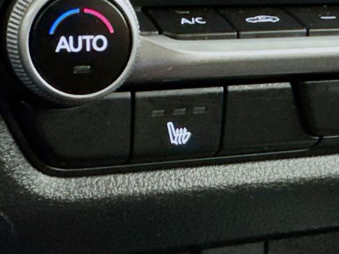 Used 2025 MAZDA CX-50 AWD 2.5 S w/ Premium Package image 4