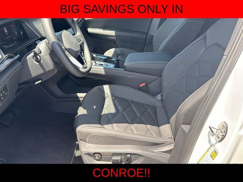 Used 2026 Volkswagen Atlas Cross Sport SE FWD image 12