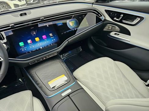 New 2026 Mercedes-Benz E 350 4MATIC Sedan image 32