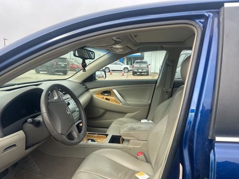 Used 2007 Toyota Camry LE image 7