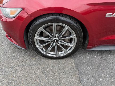 Used 2016 Ford Mustang GT Premium RWD image 22