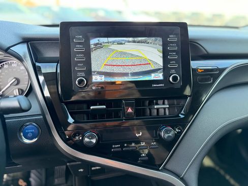 Used 2023 Toyota Camry SE image 26