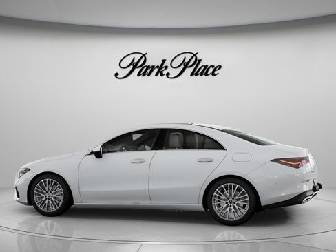 Certified 2025 Mercedes-Benz CLA 250 image 9