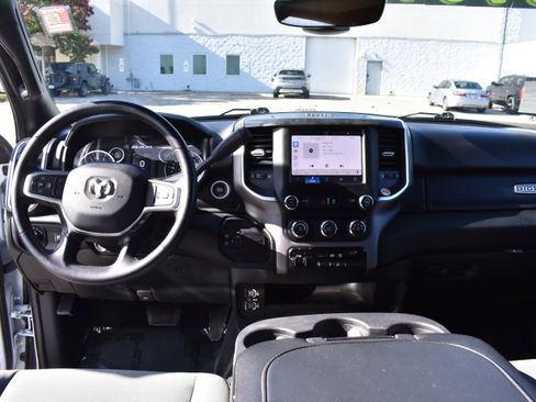 Used 2024 RAM 2500 Big Horn image 28