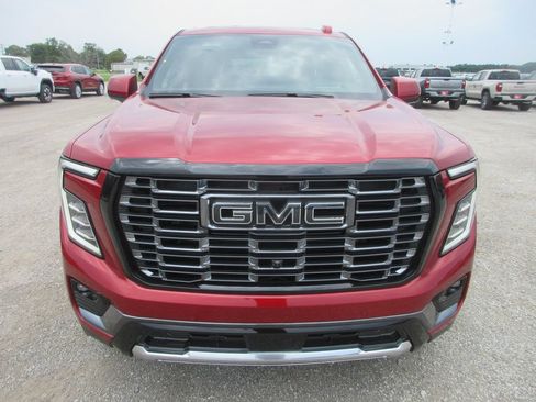New 2026 GMC Yukon Denali Ultimate AWD/4WD image 10