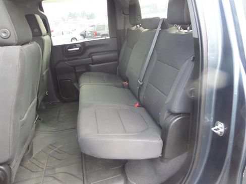 Used 2020 Chevrolet Silverado 2500 LT w/ Advanced Trailering Package image 8