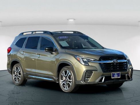 Used 2024 Subaru Ascent Touring image 8