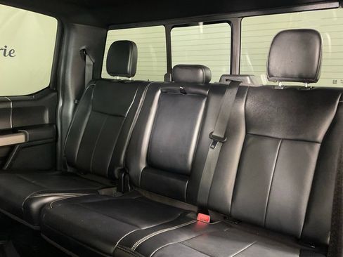 Used 2020 Ford F150 Lariat w/ Equipment Group 502A Luxury AWD/4WD image 16