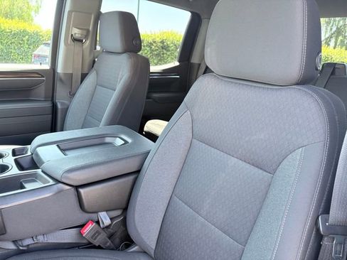 Used 2023 Chevrolet Silverado 1500 LT Trail Boss AWD/4WD image 9