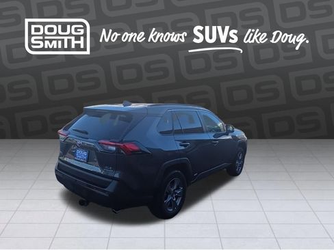 Used 2024 Toyota RAV4 XLE image 5