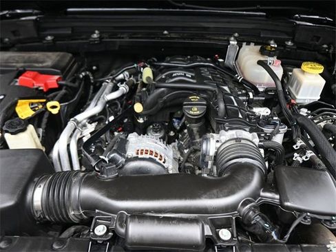 Used 2023 Jeep Gladiator Sport image 33