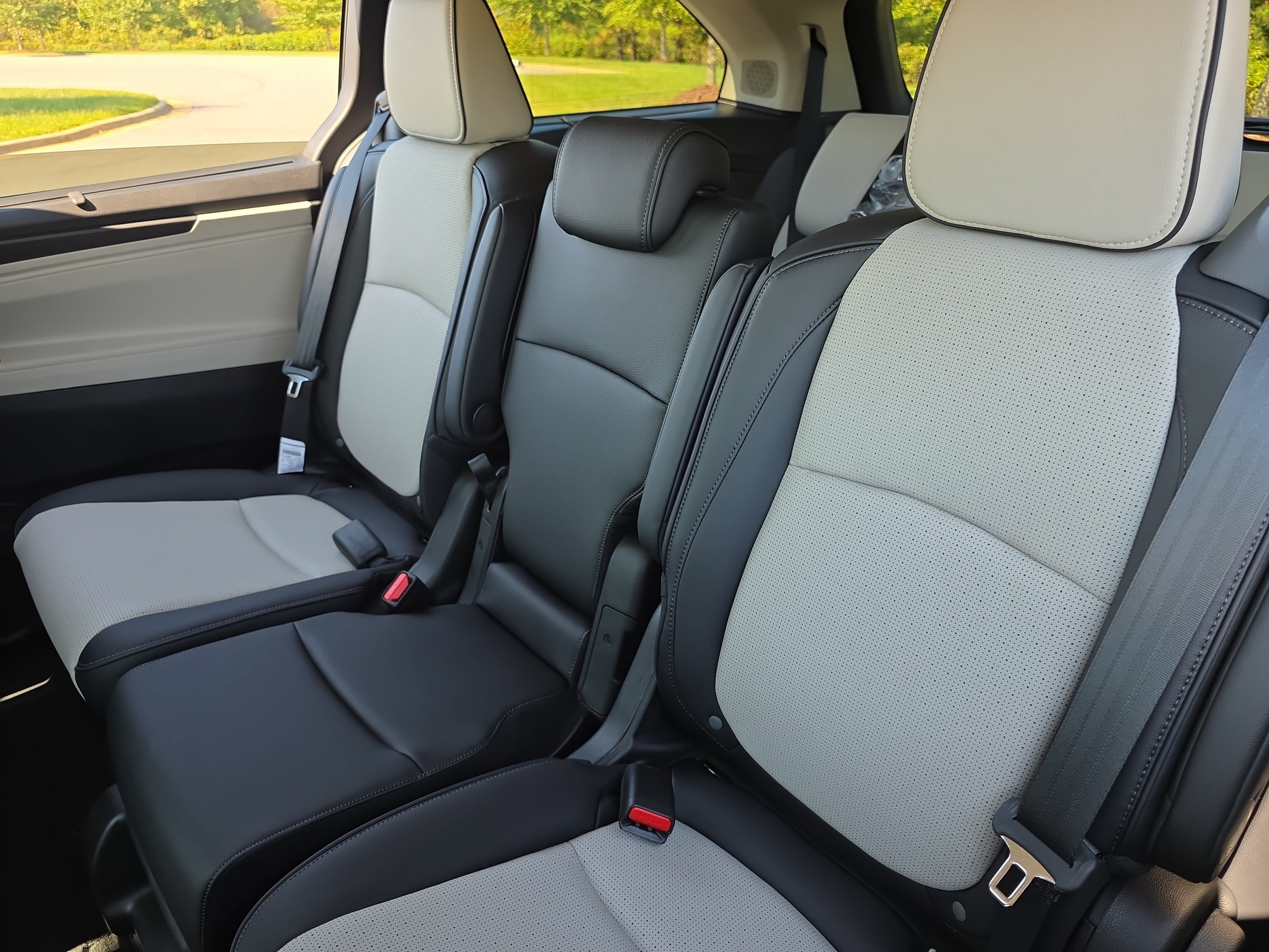 New 2027 Honda Odyssey Elite image 14