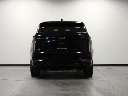 Used 2025 Cadillac Escalade IQ Sport 2 AWD/4WD image 5