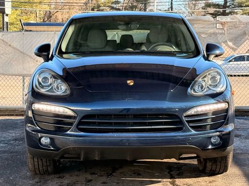 Used 2014 Porsche Cayenne Platinum Edition image 5