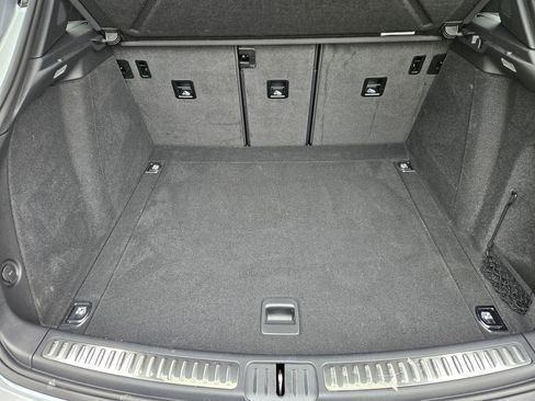 Certified 2025 Porsche Macan image 31