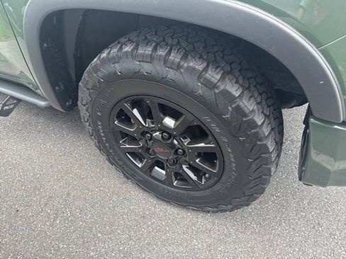Used 2021 Toyota Tundra SR5 w/ TRD Off-Road Package image 8