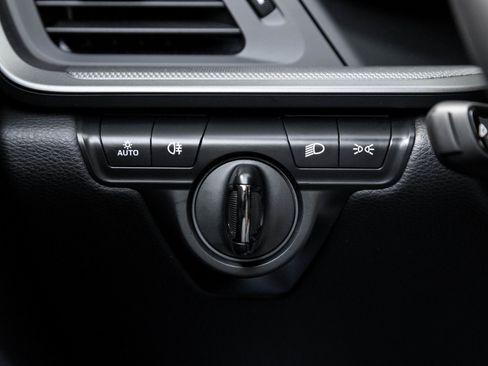 Certified 2024 Porsche 911 Carrera image 17