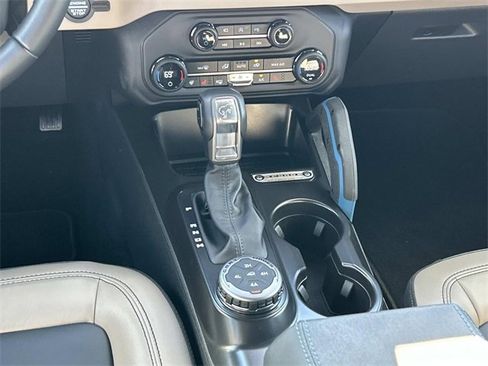 Certified 2024 Ford Bronco Wildtrak image 16