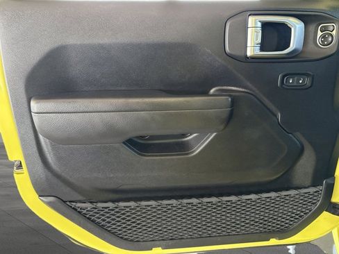 Used 2023 Jeep Wrangler Unlimited Sport image 10