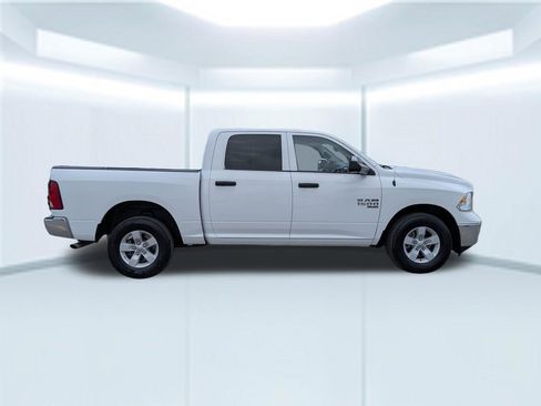 Used 2023 RAM 1500 Classic SLT w/ Trailer & Traction Group AWD/4WD image 7