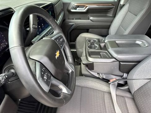 Used 2024 Chevrolet Silverado 1500 LT RWD image 19
