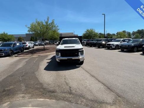 Used 2021 Chevrolet Silverado 3500 W/T w/ WT Convenience Package AWD/4WD image 8