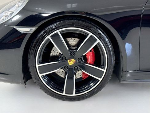 Used 2017 Porsche 911 Carrera 4S AWD/4WD image 36