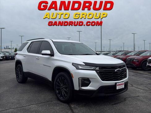 Used 2022 Chevrolet Traverse RS AWD/4WD image 1