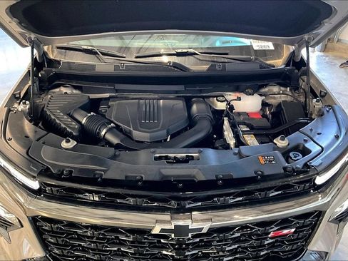 New 2026 Chevrolet Traverse Z71 w/ Enhanced Driving Package AWD/4WD image 9
