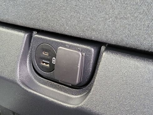 Used 2023 Ford F150 XLT image 19