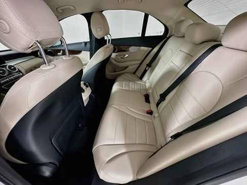 Used 2017 Mercedes-Benz C 300 Sedan image 23