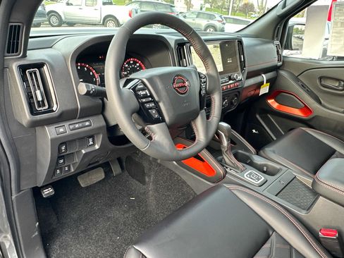 New 2026 Nissan Frontier PRO-4X w/ Pro Premium Package AWD/4WD image 33
