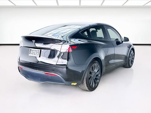 Used 2022 Tesla Model Y Performance AWD/4WD image 4