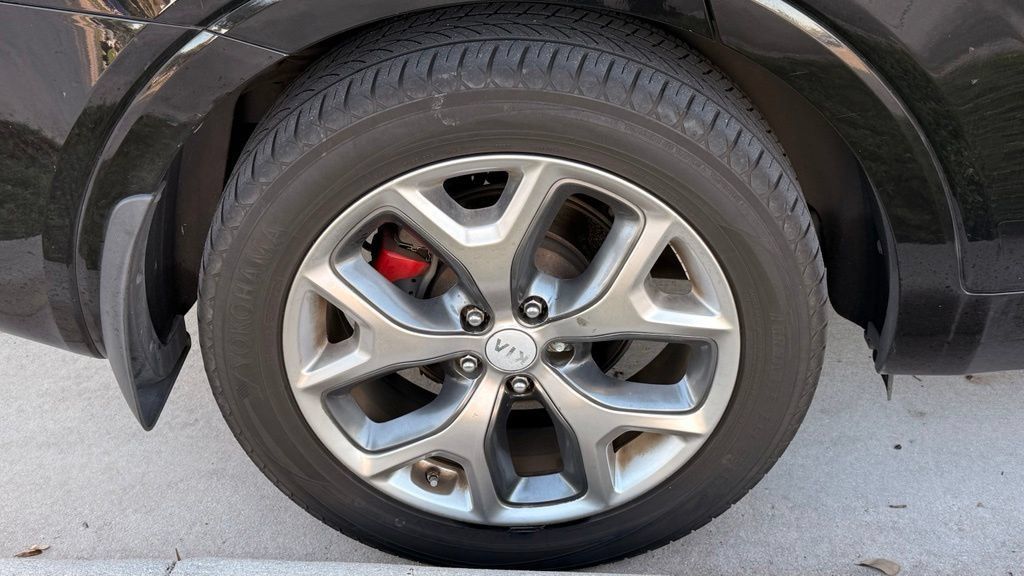 Used 2018 Kia Sorento SX FWD image 11
