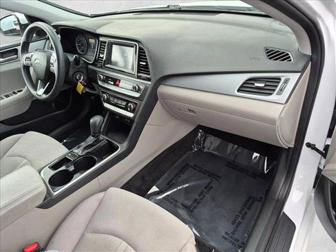 Used 2018 Hyundai Sonata SE FWD image 15