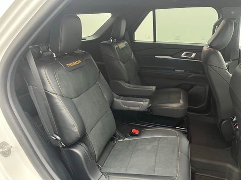 New 2026 Ford Explorer Tremor w/ Tremor Convenience Package image 33