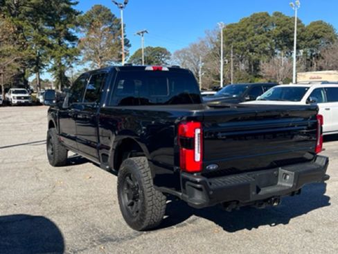 Used 2025 Ford F350 Platinum w/ FX4 Off-Road Package image 7