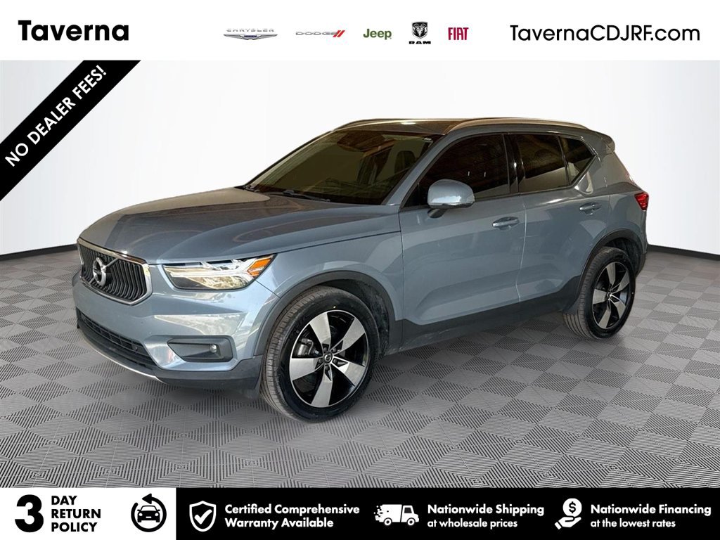 Used 2021 Volvo XC40 T5 Momentum w/ Protection Package Premier AWD/4WD image 1