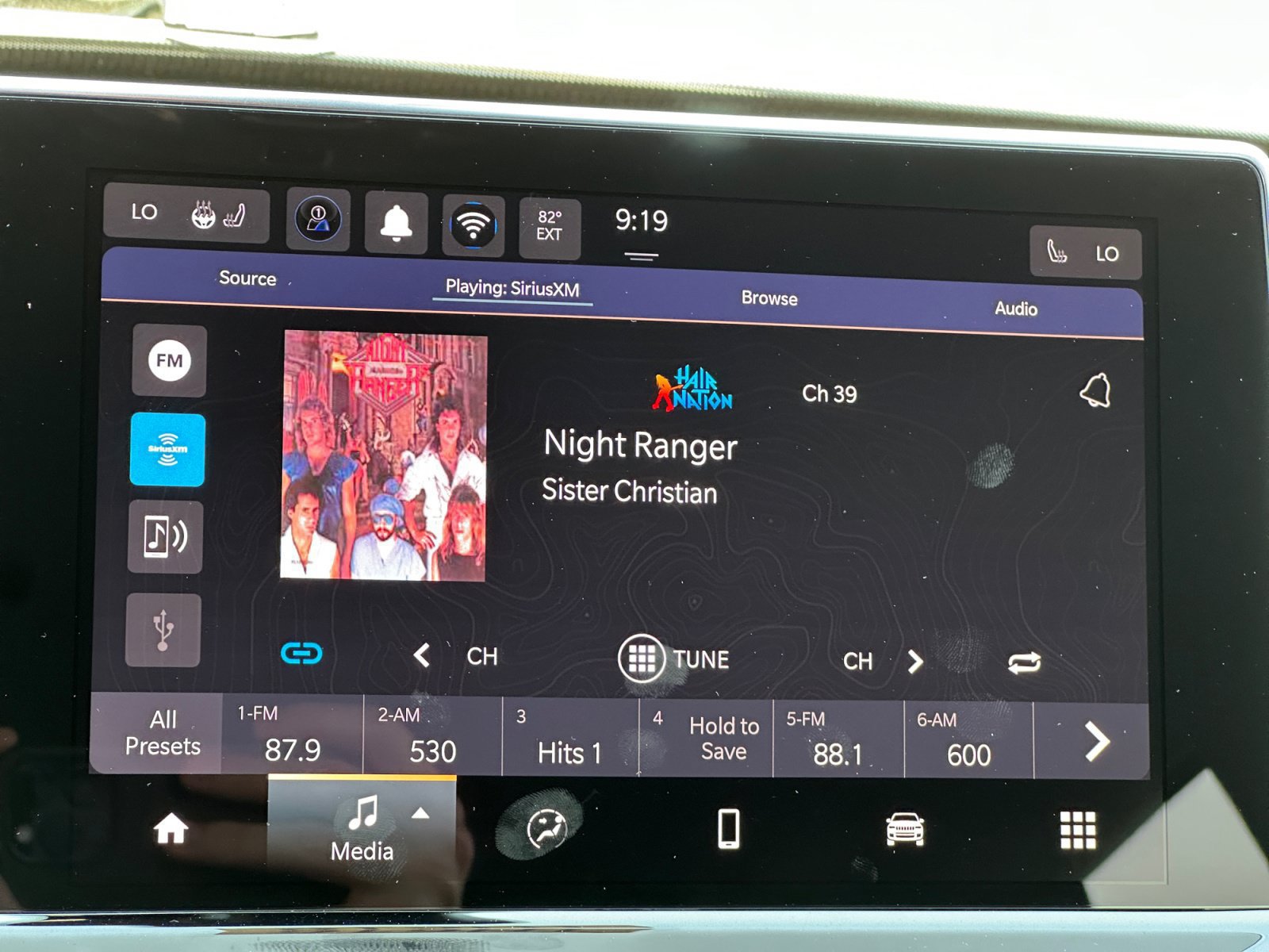 New 2026 Jeep Compass Latitude AWD/4WD image 26