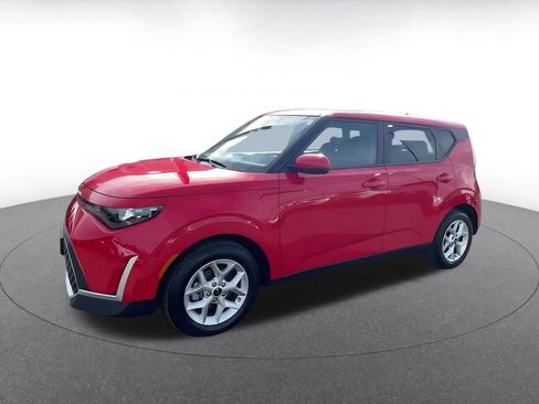 Used 2025 Kia Soul LX w/ LX Technology Package image 8