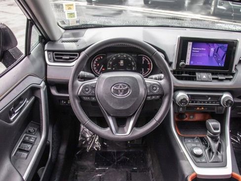 Used 2024 Toyota RAV4 Adventure image 12