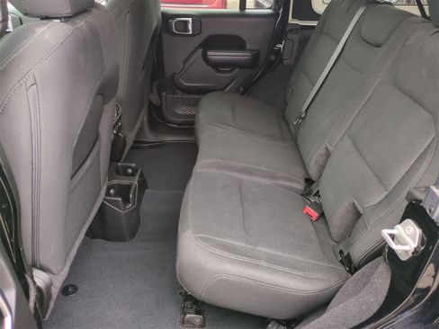 Certified 2021 Jeep Wrangler Unlimited Sport image 18