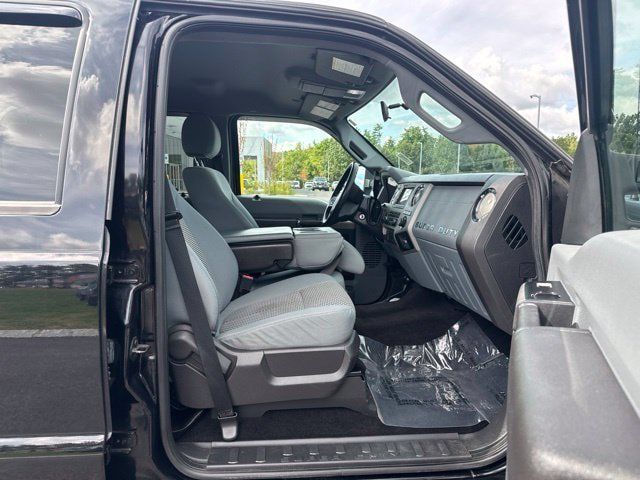 Used 2016 Ford F250 XLT w/ Snow Plow Prep Package AWD/4WD image 11