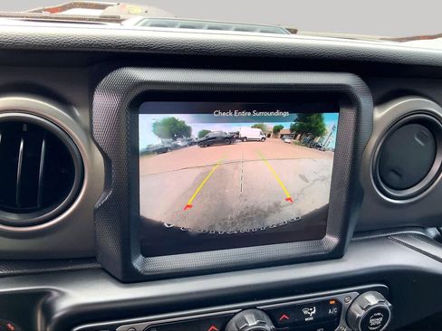 Certified 2023 Jeep Wrangler Unlimited w/ 8.4" Radio Group AWD/4WD image 23