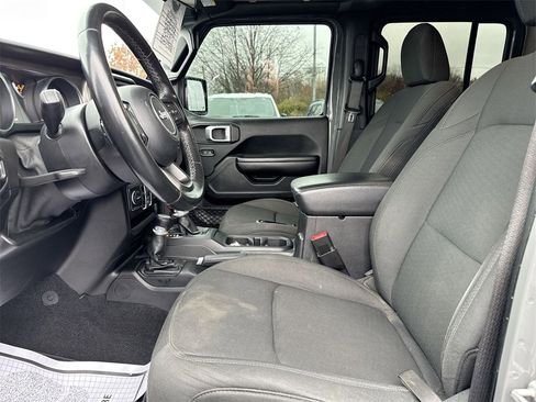 Used 2020 Jeep Wrangler Unlimited Sport S image 18