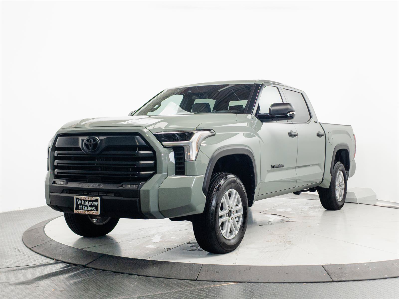 Used 2025 Toyota Tundra SR5 w/ SR5 Convenience Package AWD/4WD image 3