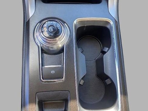 Used 2018 Ford Fusion SE w/ Fusion SE Technology Package image 25